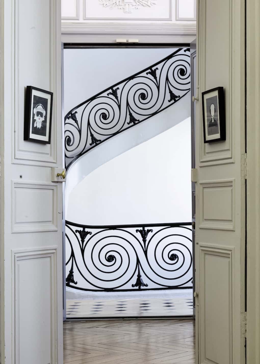 Stardust Karl Lagerfeld Collection Sale