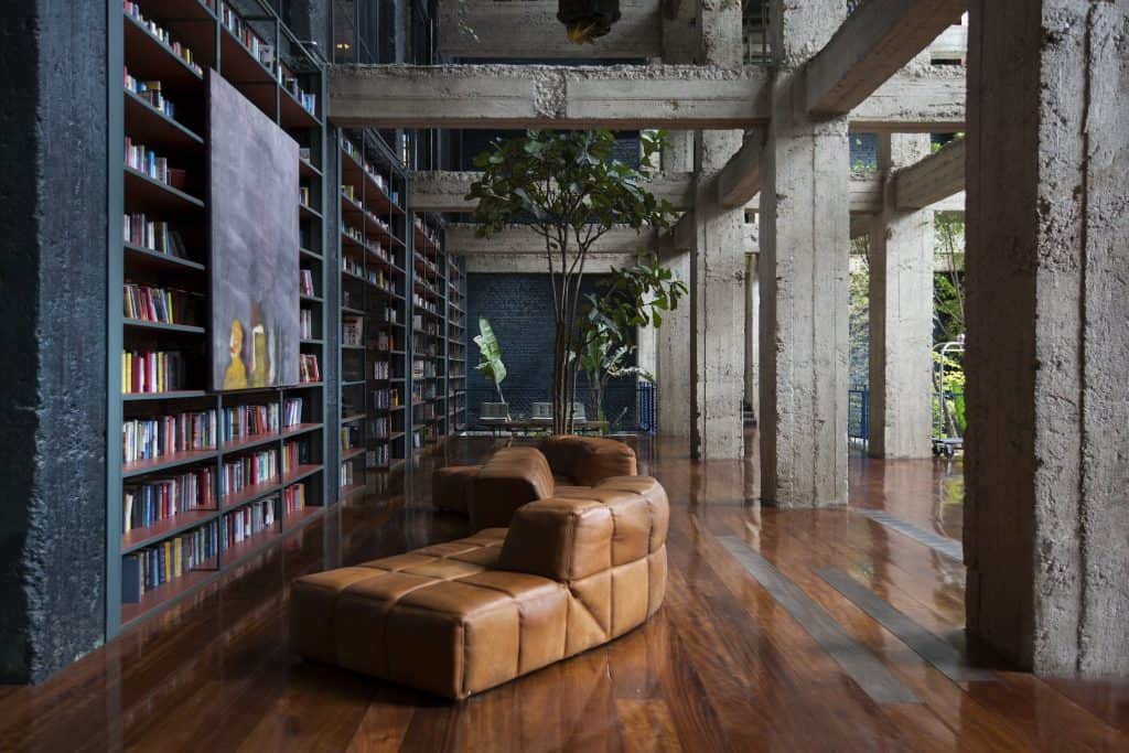 Stamba Stamba occupies the shell of a Soviet-era publishing house in Vera, Tbilisi.
