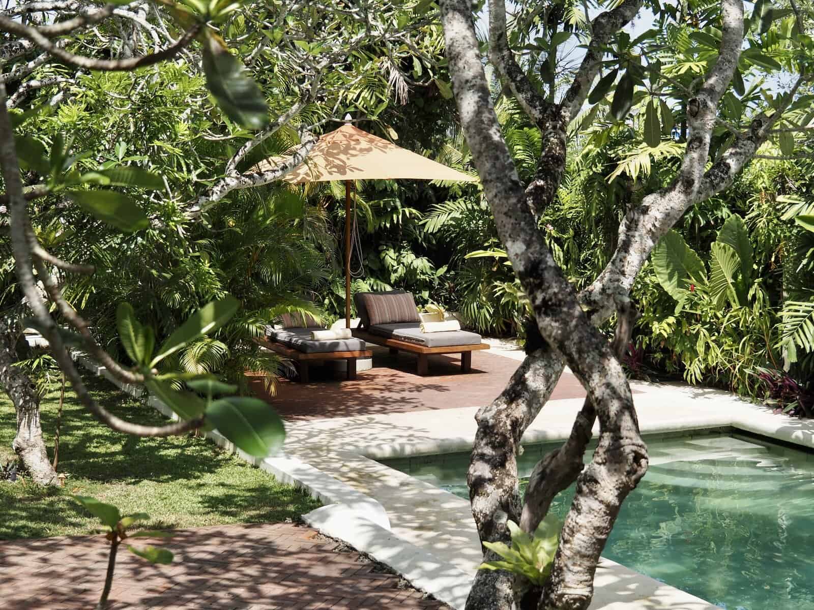 Sun loungers by the swimming pool, The Sun House boutique hotel, Galle.