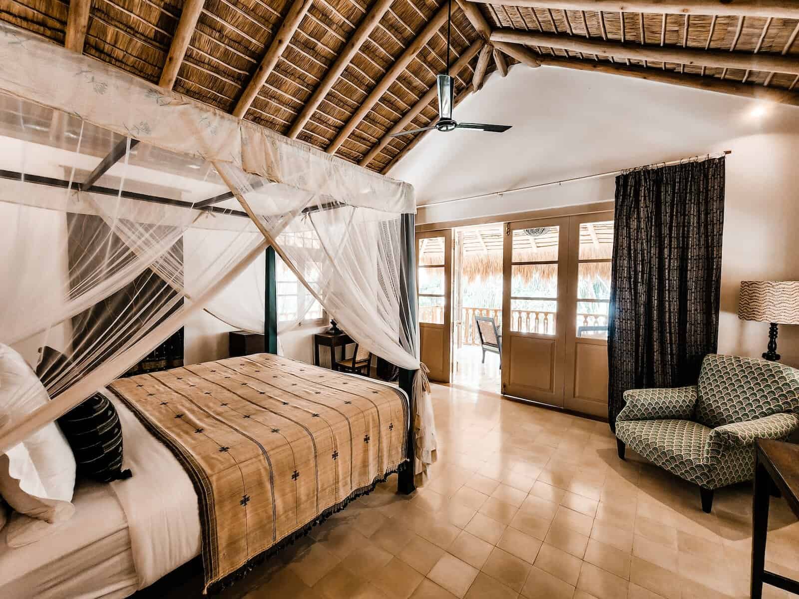 Deluxe Double Room, Halcyon Mawella, with raked illuk grass ceiling.