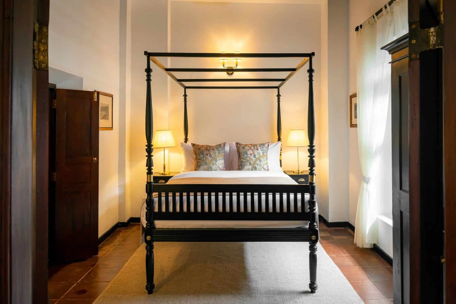 Bedroom, Writer's Lodger by Ishq, Galle Fort.