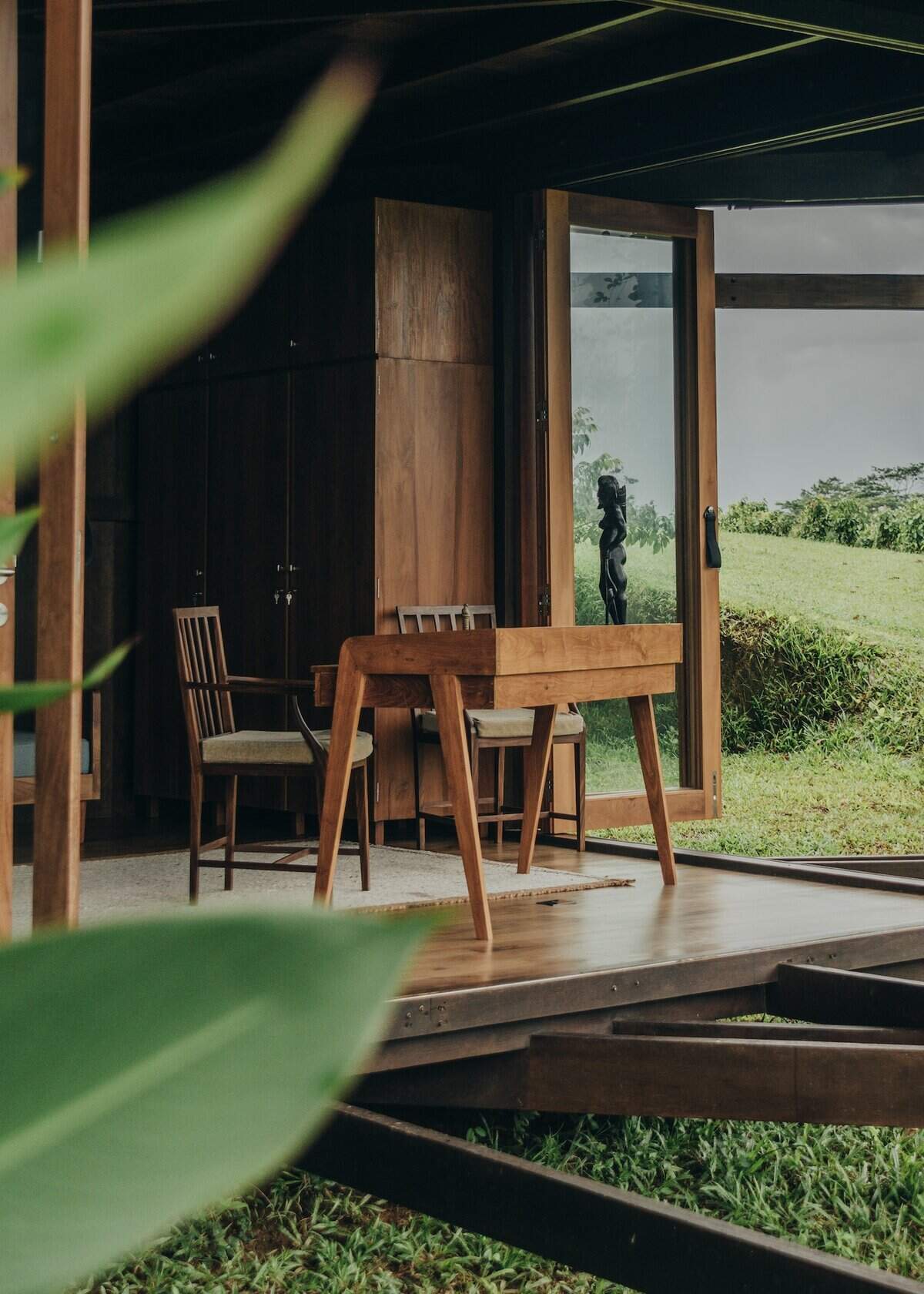 Study on the lower level of Hora duplex suite, Trebartha East:The Roundhouse, boutique hotel on south coast of Sri Lanka.