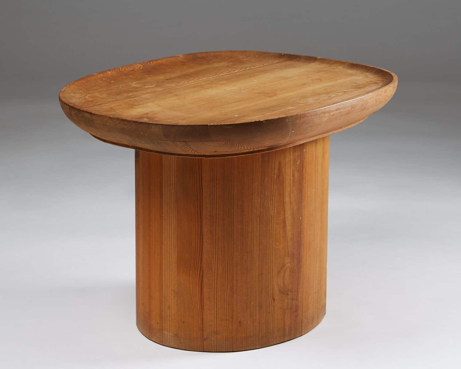 Axel Einar Hjorth. Axel Einar Hjorth's Uto table melds primitive form and early modernism in his Sports Cabin Furniture series.